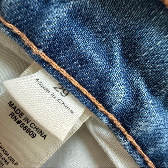 Chelsea & Violet Floral Eyelet Denim Cutoff Shorts Size 29 - Picture 3 of 9